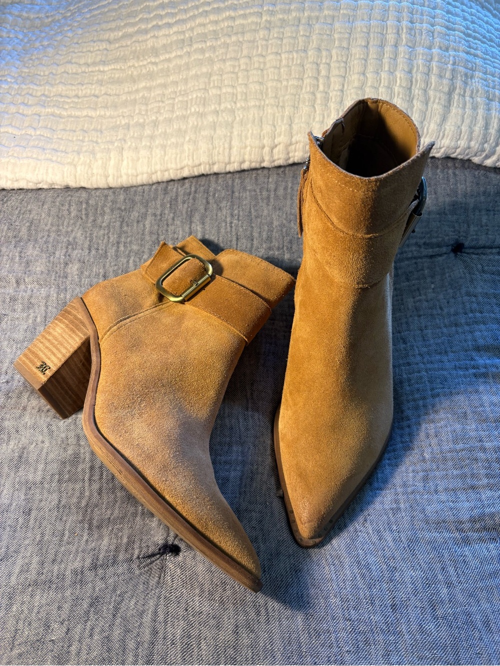 The Tan Suede Sam Edelman Leonia Ankle Boot Women’s Size 7
